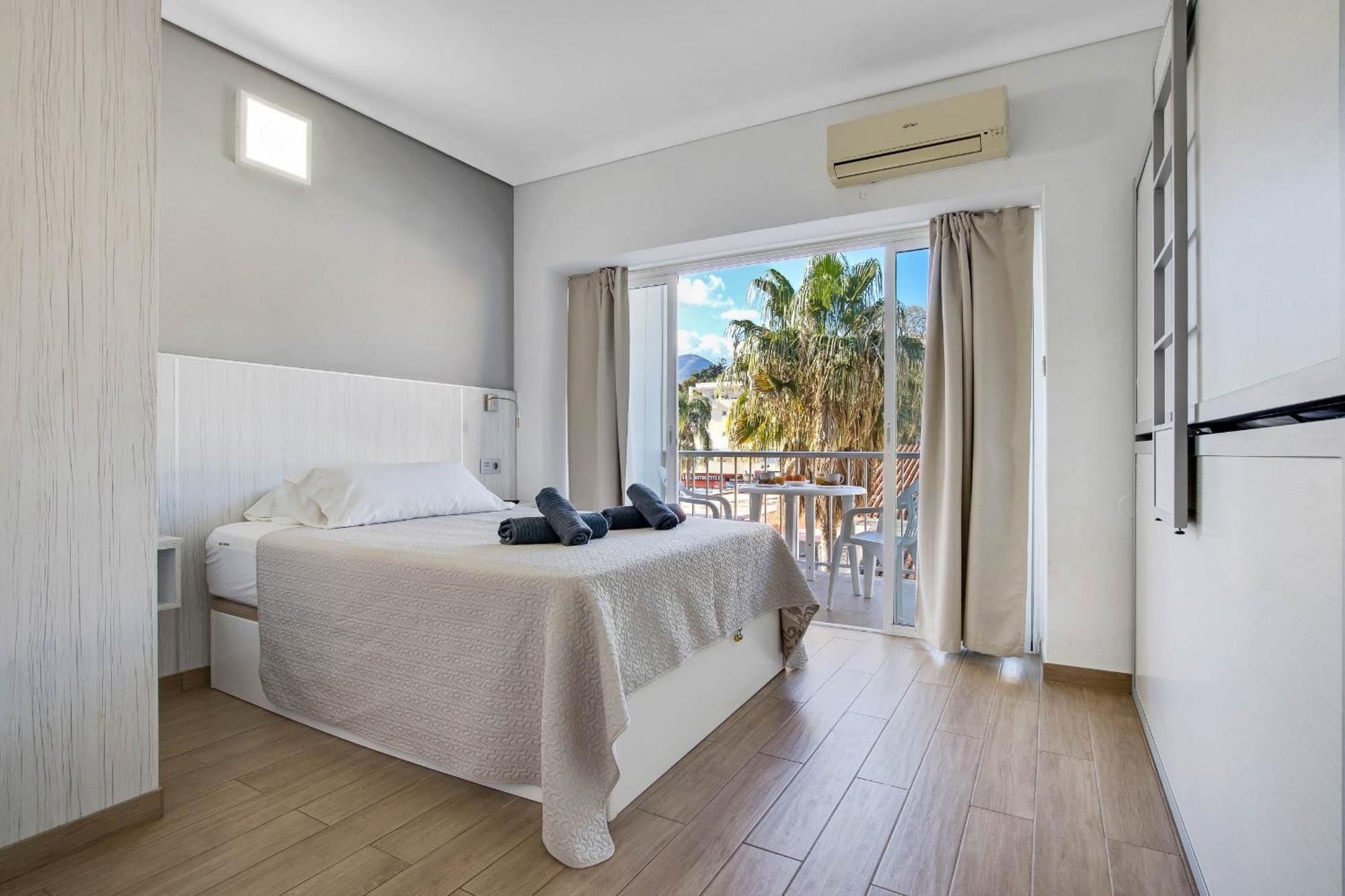 Carihuela Palace 418 By Ivi Real Estate Torremolinos Dış mekan fotoğraf
