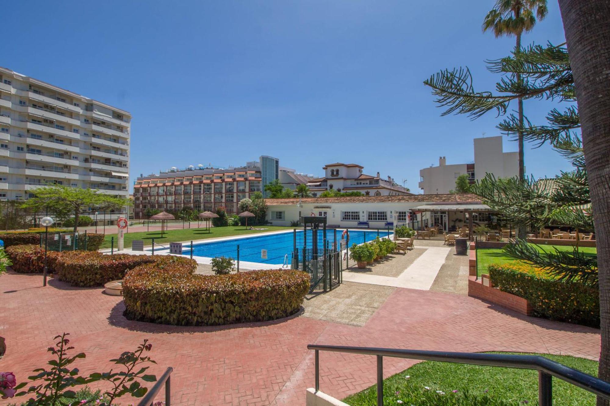 Carihuela Palace 418 By Ivi Real Estate Torremolinos Dış mekan fotoğraf